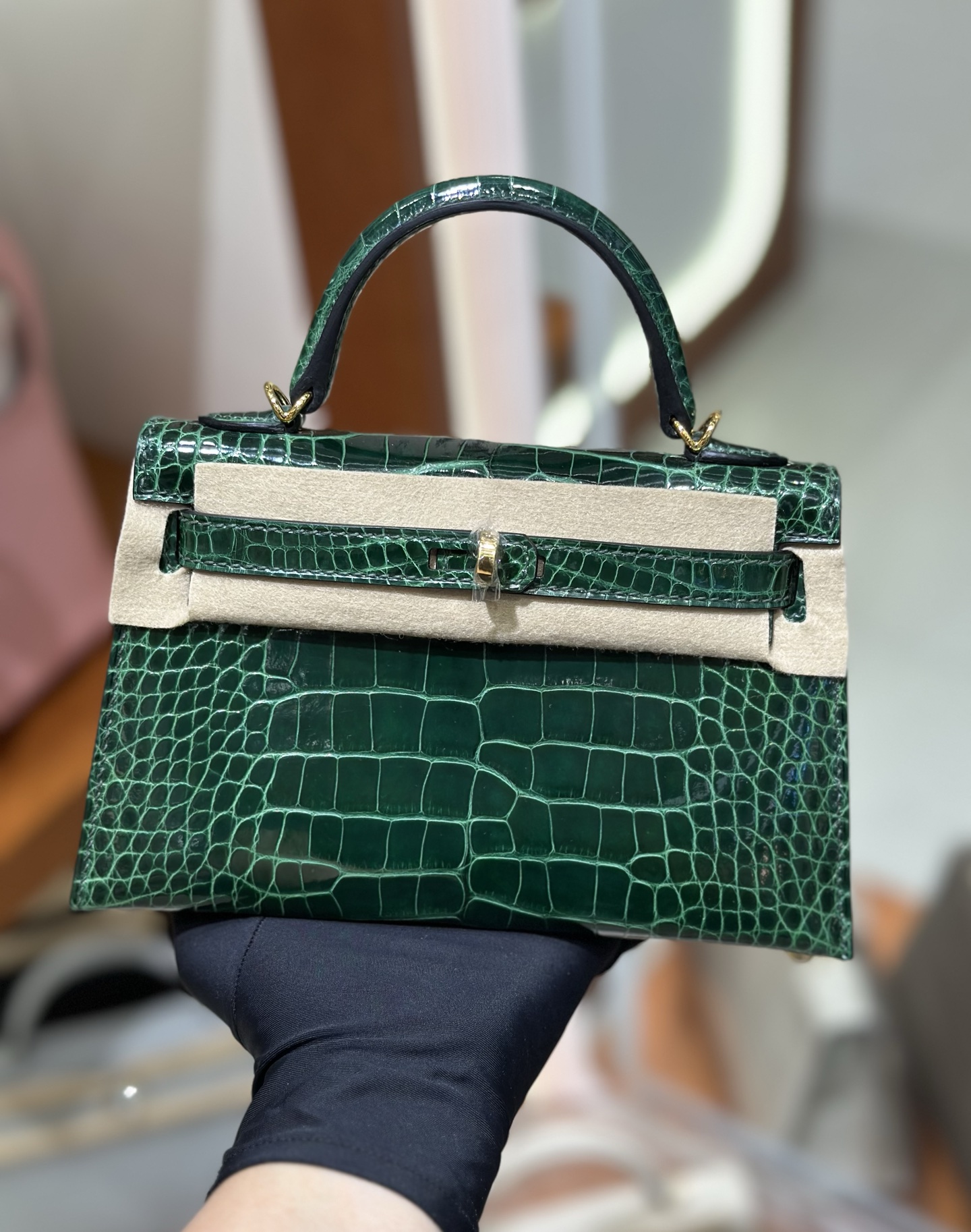 NO:763858,mini Kelly second generation, imported glossy American crocodile, hand-stitched wax thread, emerald, gold buckle, Hermes, hermes, Hermes,19860909mini Kelly 二代,进口亮面美洲鳄 手缝蜡线,祖母绿,金扣,爱马仕,hermes,Hermes,,Bag