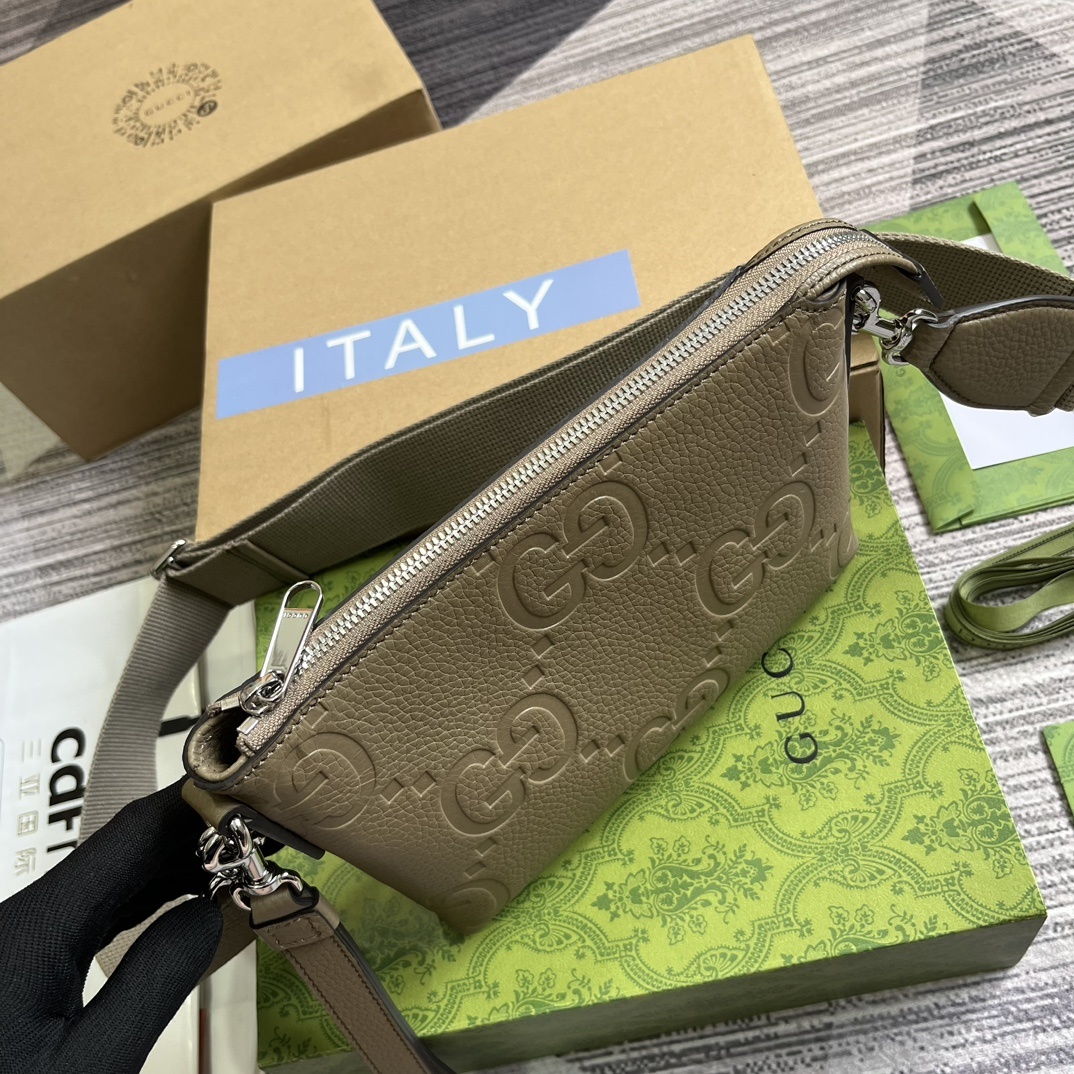 配全套包装️Gucci将历史传承创造力和创新精神转化为丰富多彩的品牌系列从主打单品到个性配饰从日常穿搭到