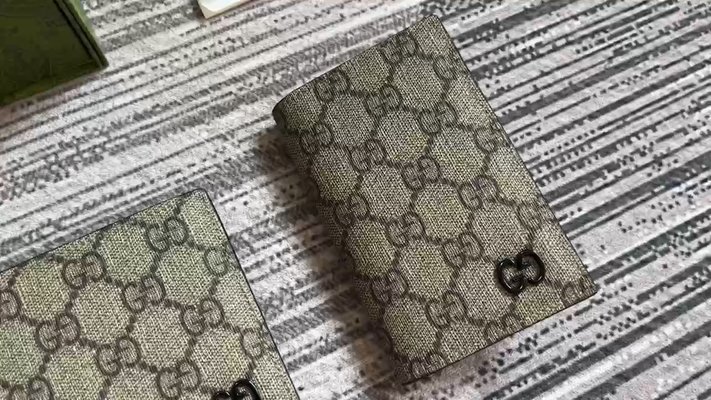 Gucci Wallet Card pack