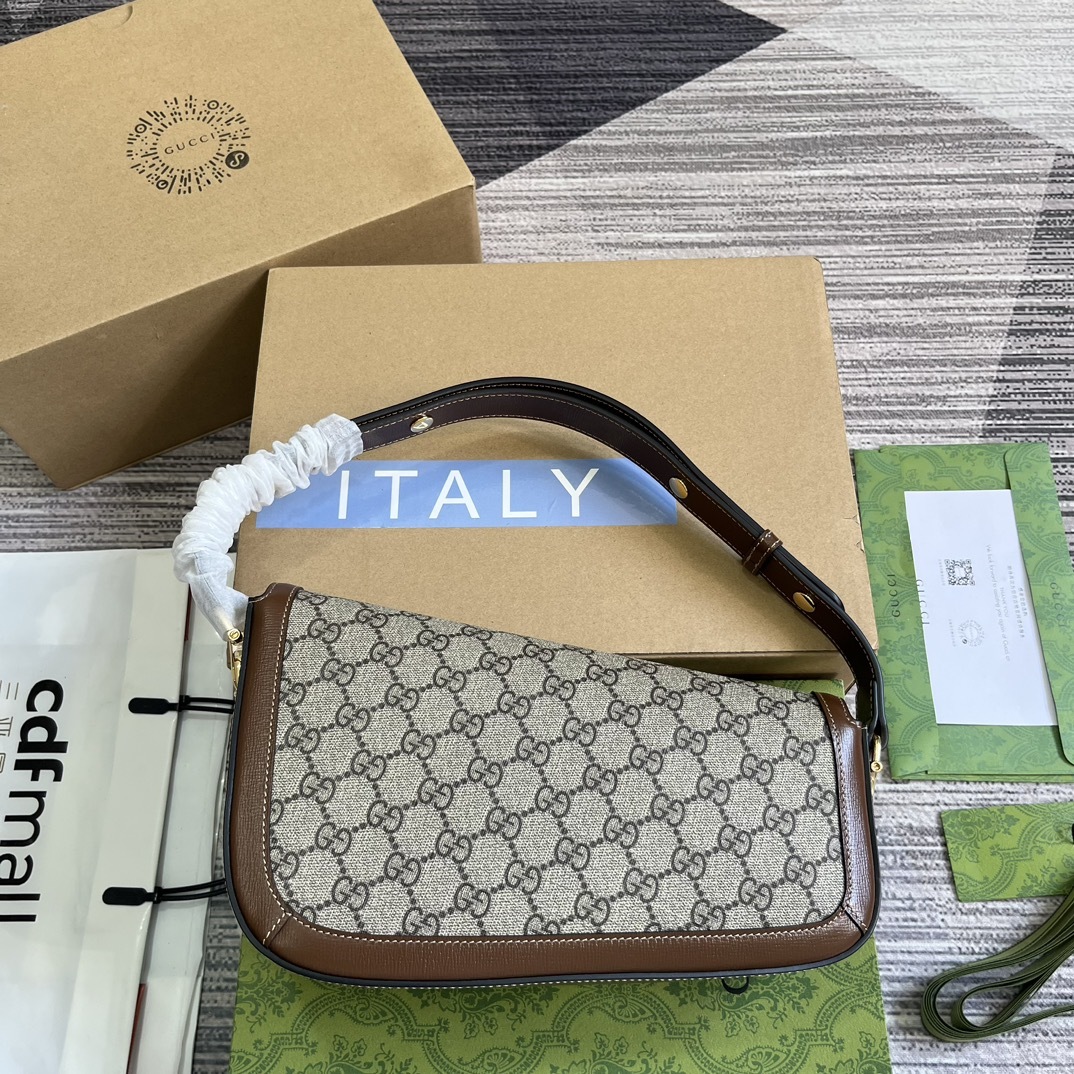 配全套包装️GucciHorsebit1955系列小号肩背包值此经典马衔扣造型配件诞生70周年之际品牌焕