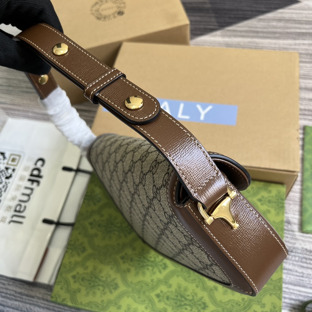 配全套包装️GucciHorsebit1955系列小号肩背包值此经典马衔扣造型配件诞生70周年之际品牌焕