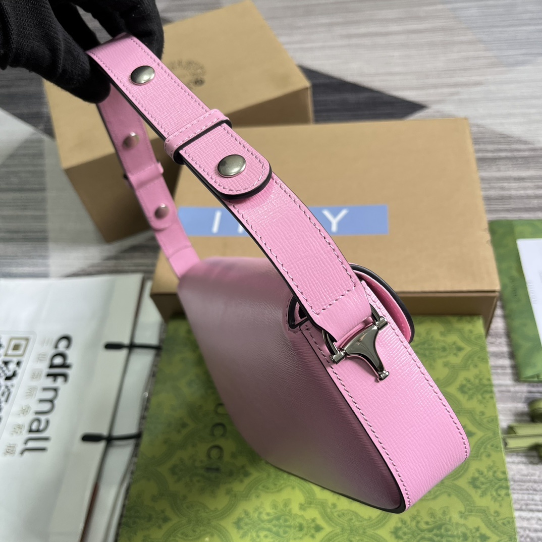 配全套包装️GucciHorsebit1955系列小号肩背包值此经典马衔扣造型配件诞生70周年之际品牌焕