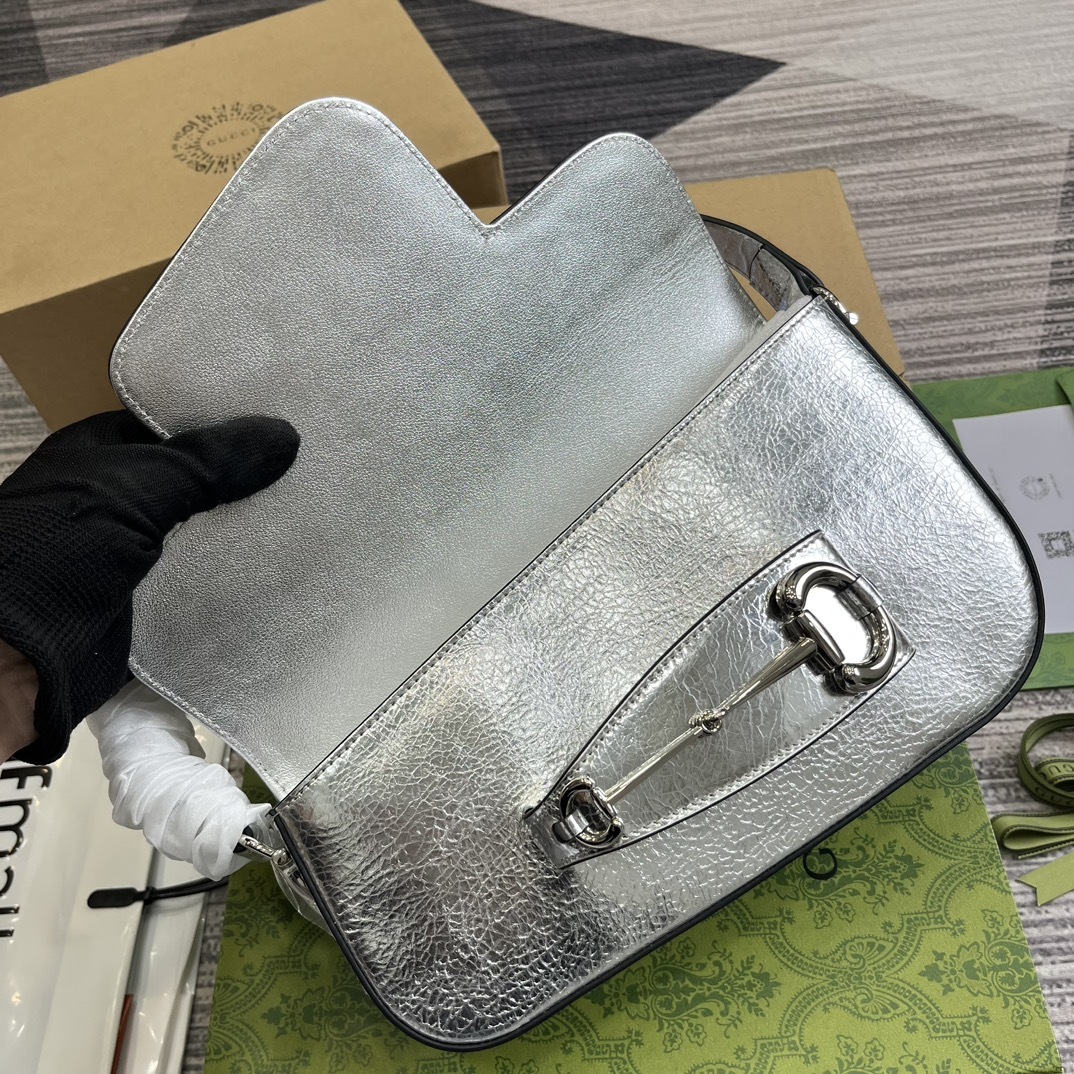 配全套包装️GucciHorsebit1955系列小号肩背包值此经典马衔扣造型配件诞生70周年之际品牌焕