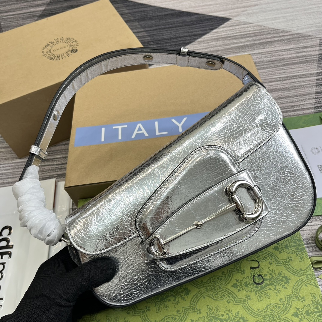 配全套包装️GucciHorsebit1955系列小号肩背包值此经典马衔扣造型配件诞生70周年之际品牌焕
