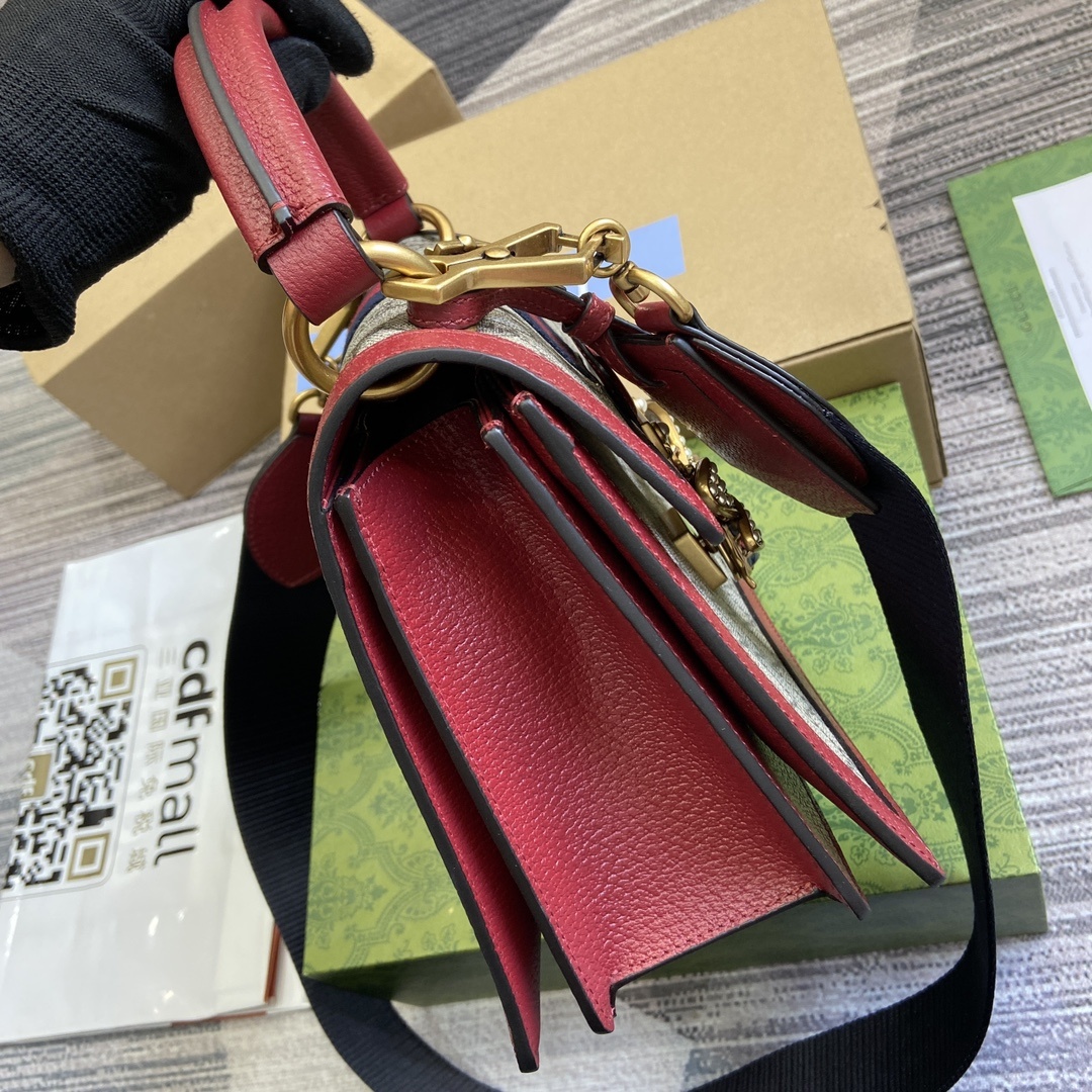 配全套包装️QueenMargaret系列包袋以GG高级人造帆布制作这种变化无穷的材料依然扮演着致敬品牌