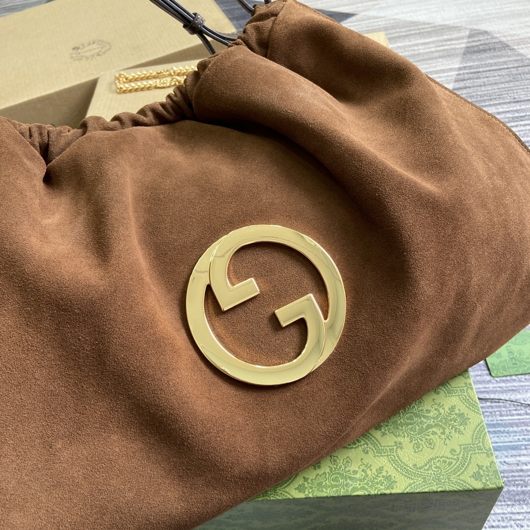 配专柜绿色礼品袋️GucciBlondie系列大号托特包源自品牌典藏设计的圆形互扣式双G匠心演绎Gucc