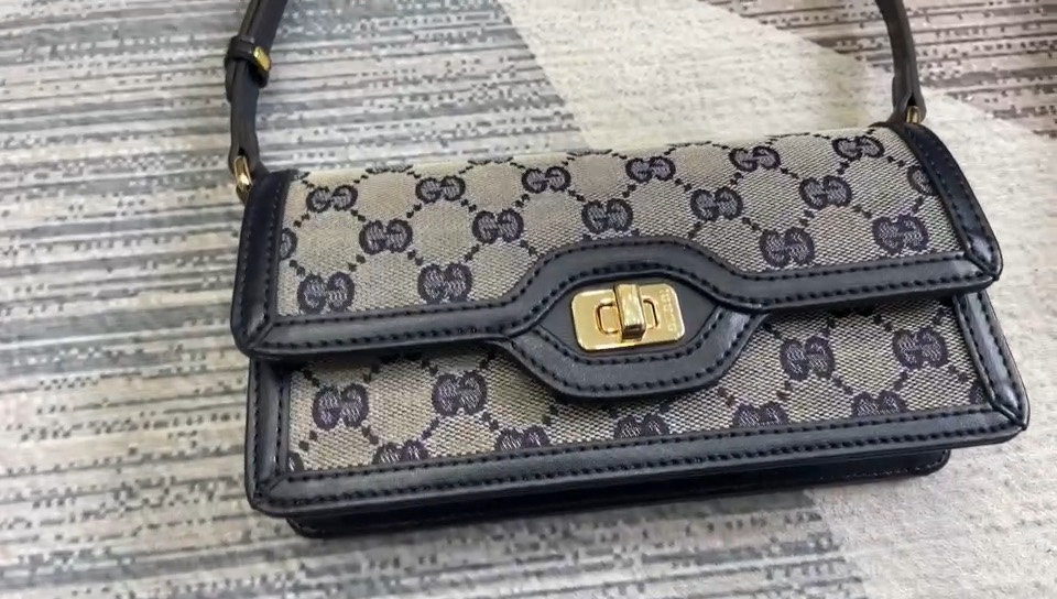 Gucci Bolsos cruzados y bandoleras Lona Mini