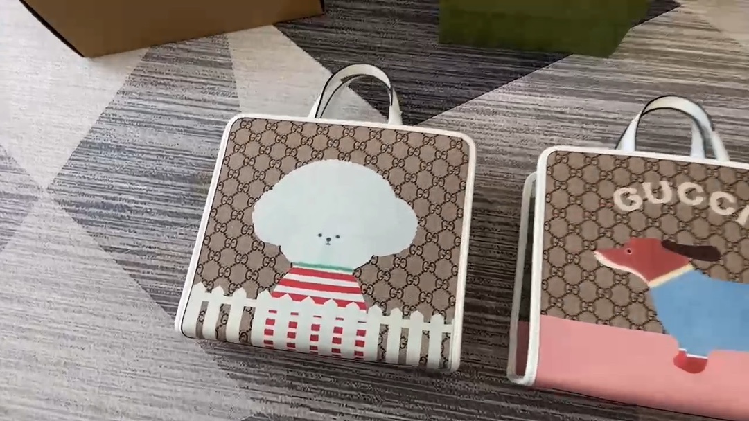 Gucci Bolsos de Tote Impresión