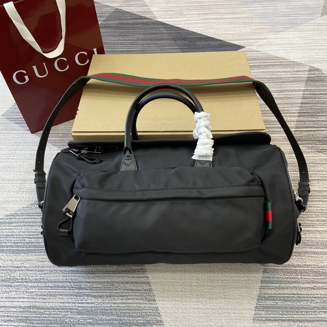 GUCCI Medium GG Travel Bag Canvas Zip Outer Pocket Web Strap