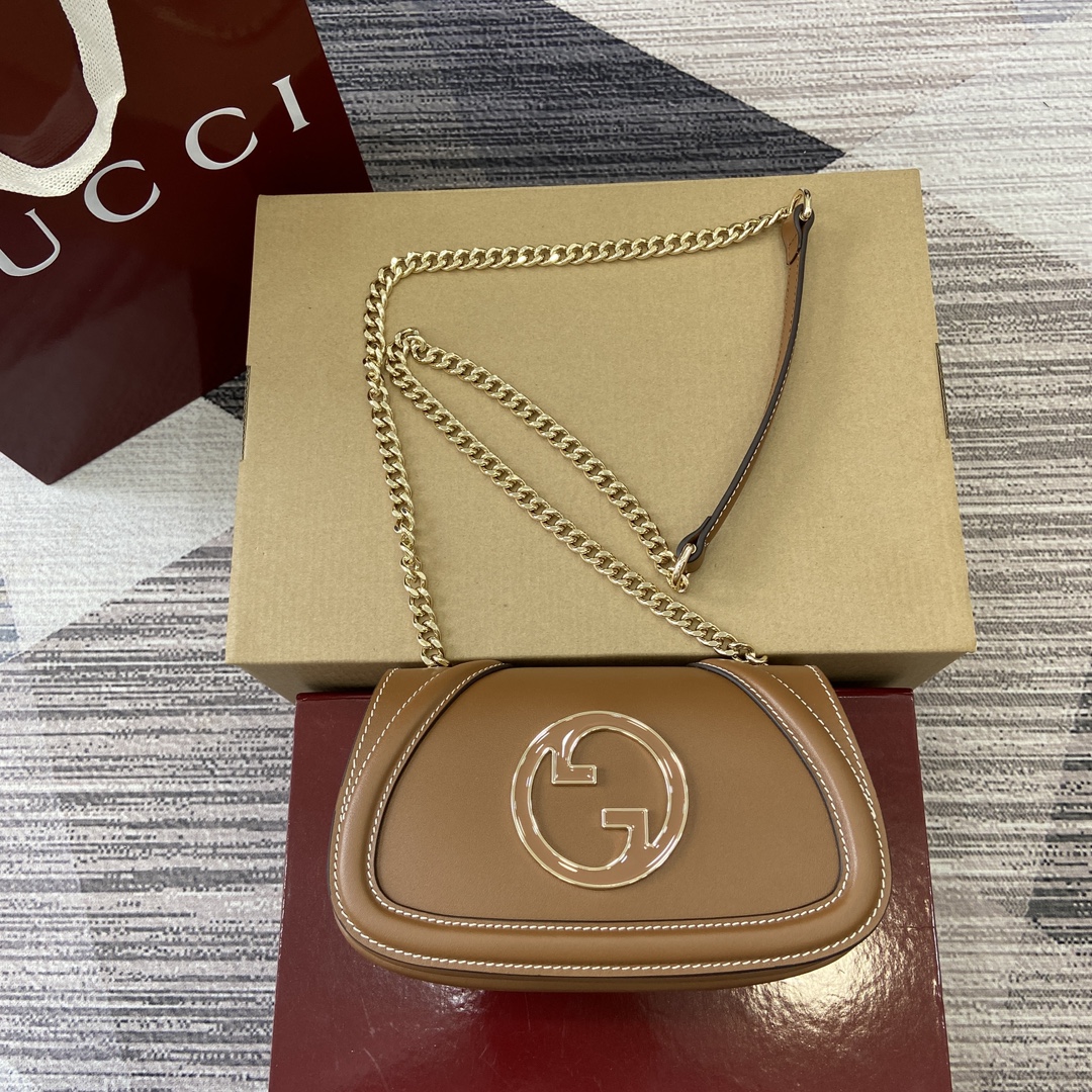 Gucci Blondie мини-сумка на плечо кожа с цепной ручкой и круглым логотипом