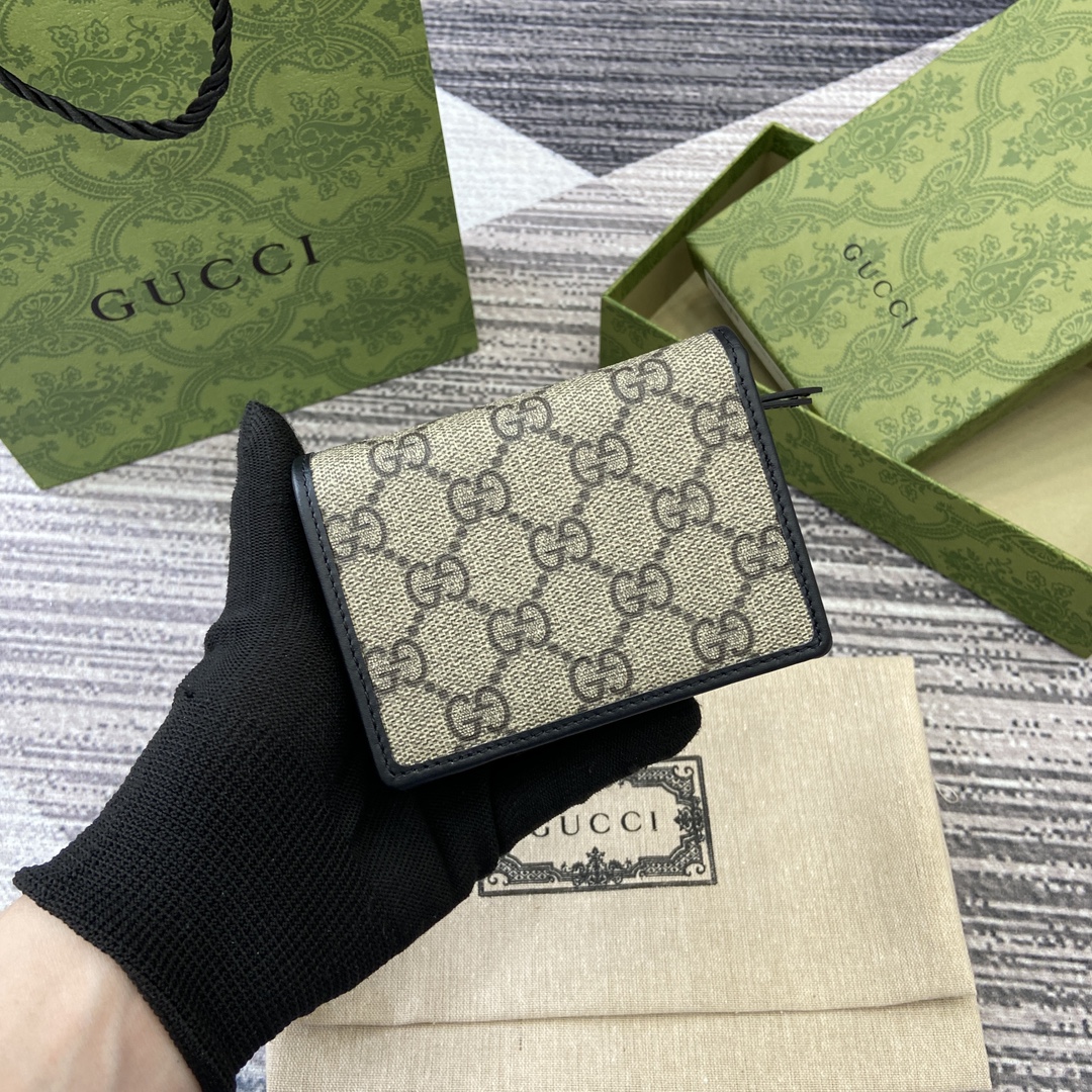 [Gucci Wallets]GGEmblem series mini walletsThe new GGEmblem series is a ref