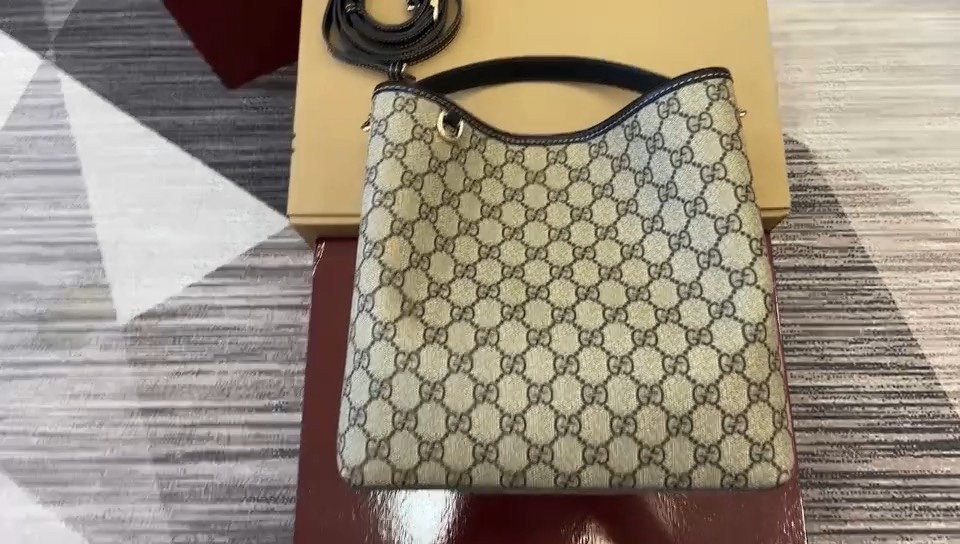 Gucci Torby typu crossbody i na ramię