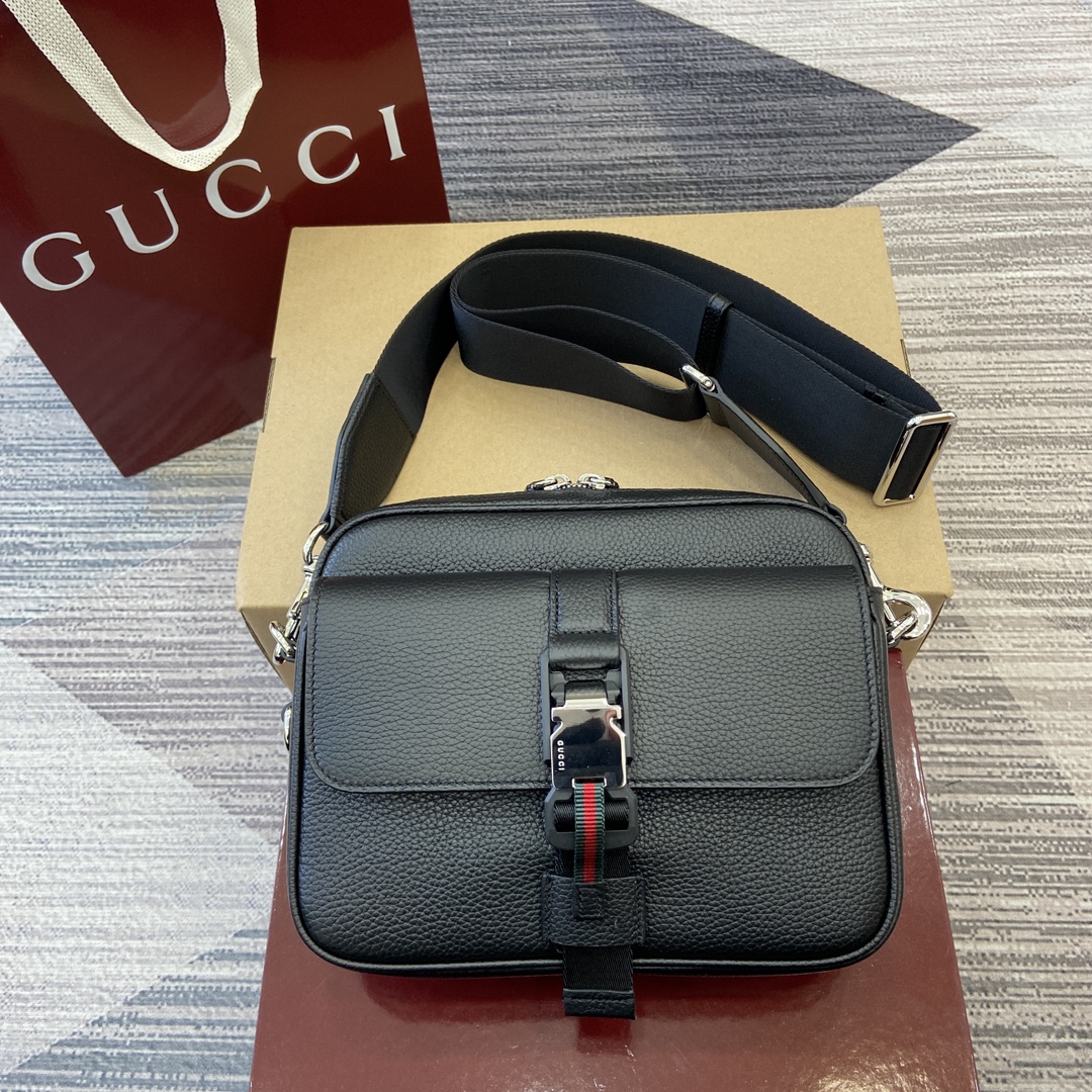 GUCCI зернистая мягкая кожа ремень магнитная застежка сумка через плечо