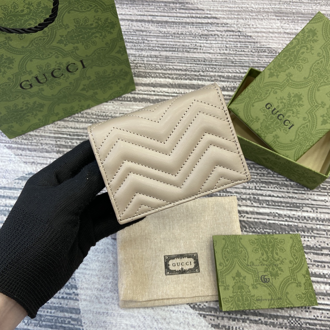 [Gucci Wallets]GG Marmont Series Quilted Card Bag Like different shades of gra