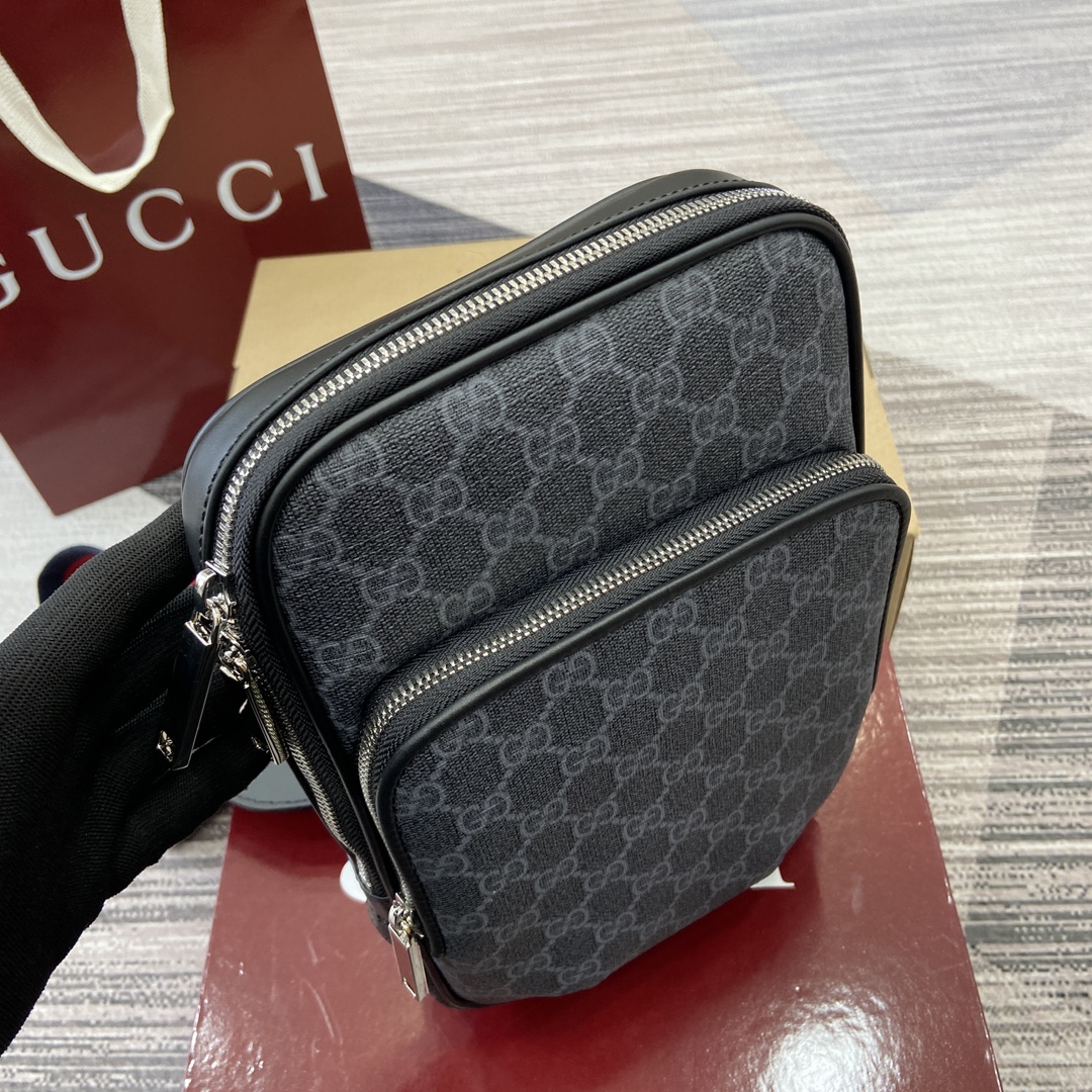Gucci Supreme Canvas Small Messenger Bag in Black - Model 822073 9 i1735190907 4612 0