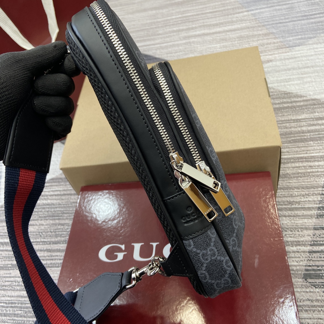 Gucci Supreme Canvas Small Messenger Bag in Black - Model 822073 8 i1735190907 8245 0