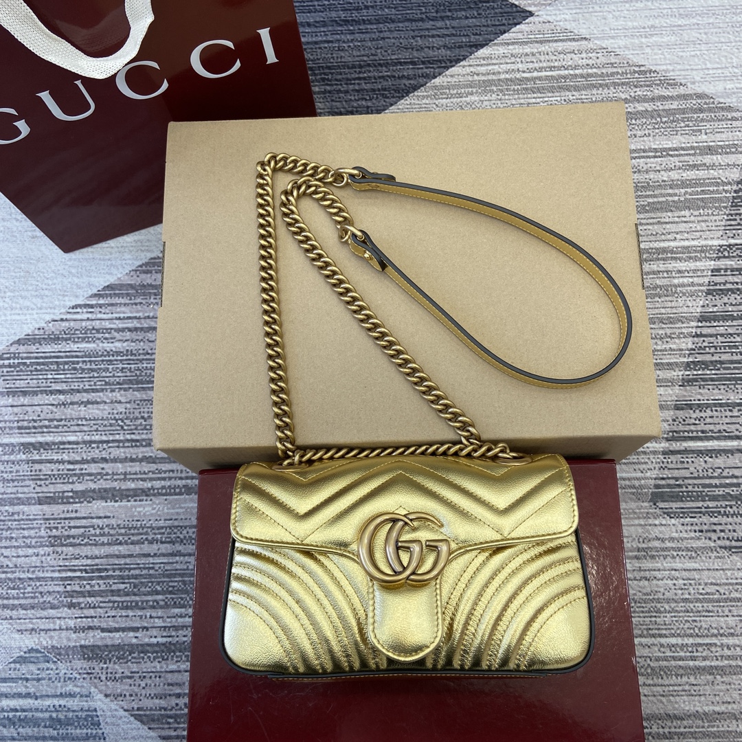 GUCCI GG Marmont Sac à main beige gris matelassé cuir effet chevron, rabat aimanté, double G, bandoulière chaîne amovible - Qualité supérieure