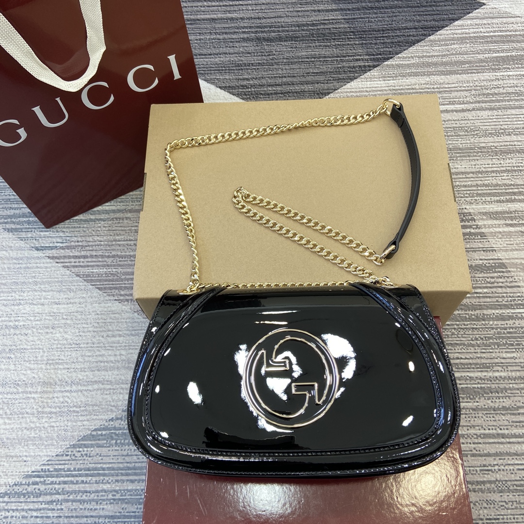 Gucci Blondie сумка на плечо малого размера, черная лаковая кожа, круглая эмалевая эмблема