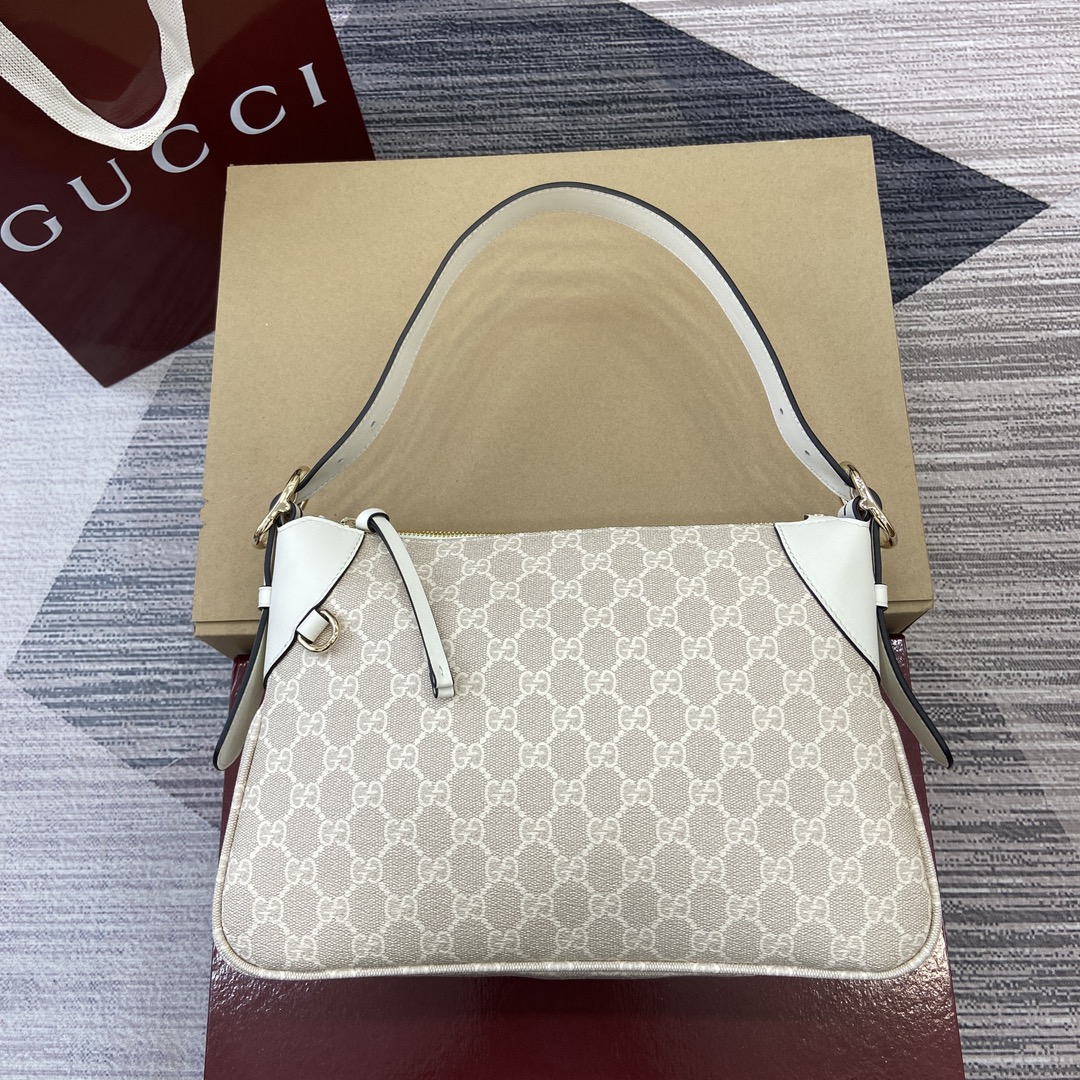 GUCCI Emblem Medium Shoulder Bag Adjustable Strap D-ring
