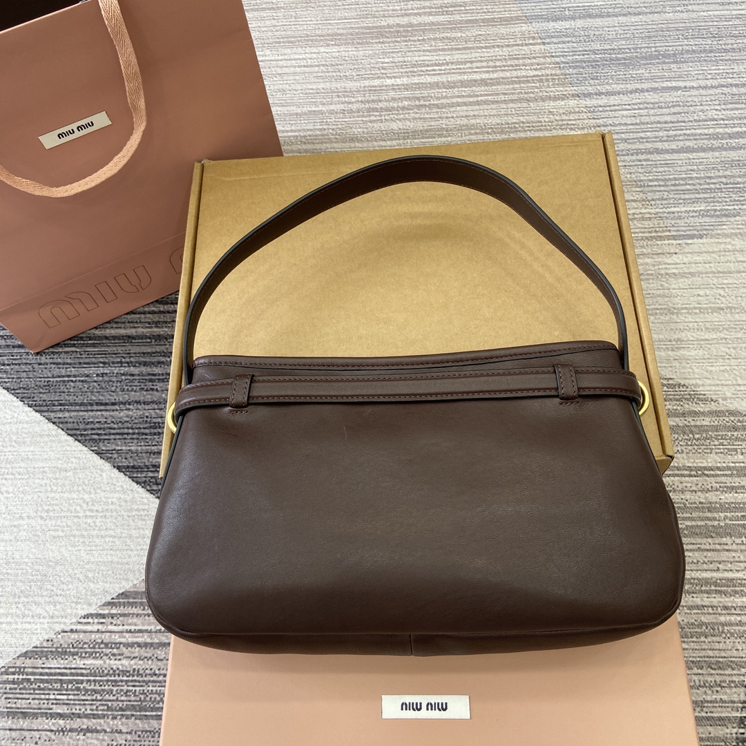 [Gucci Women