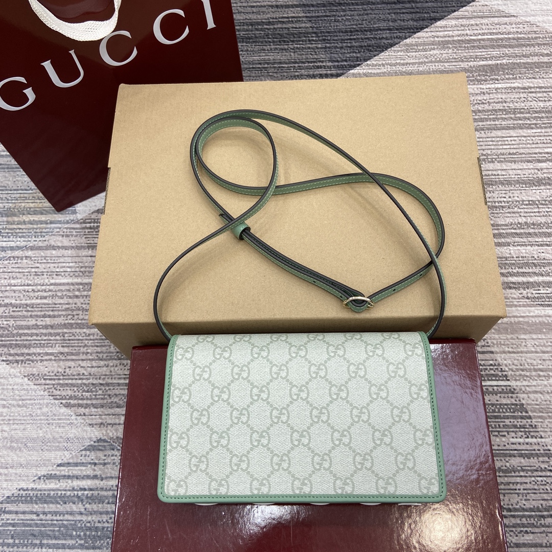 [Gucci Women