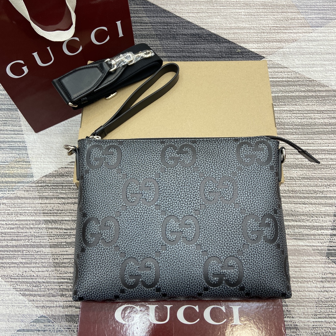 GUCCI сумка кросс-боди из кожи с двойным G, внутренний карман на молнии, плечевой ремень