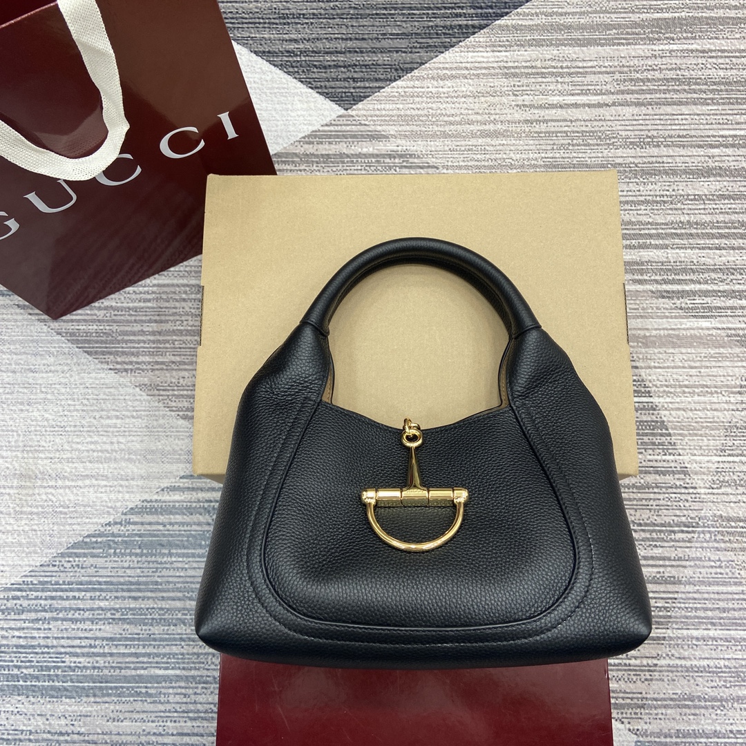 Gucci Softbit Shoulder Bag Half Horsebit Full Leather