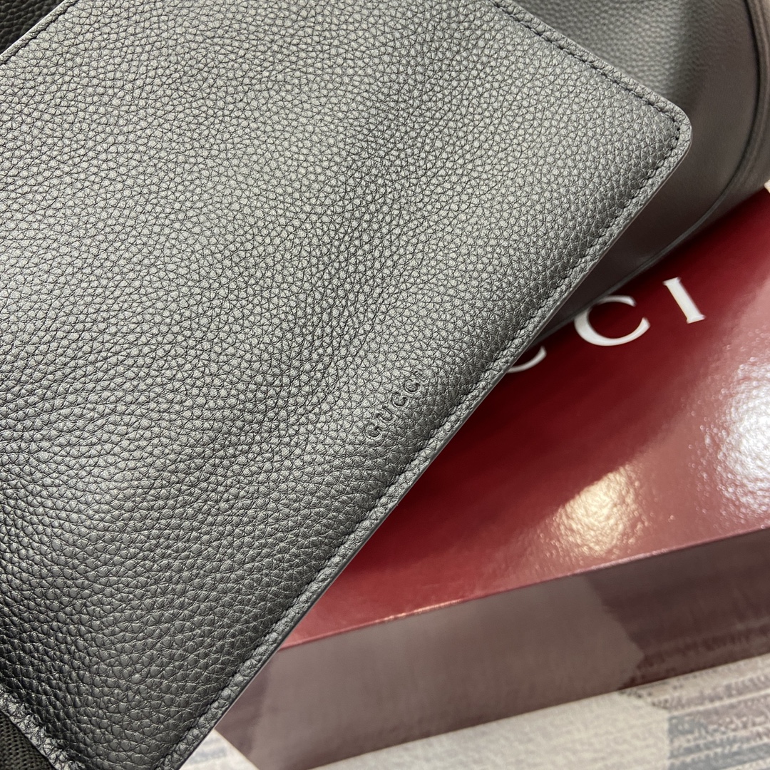 Gucci Softbit Black Leather Shoulder Bag with Horsebit Detail, 46 cm 12 i1743760855 4403 0