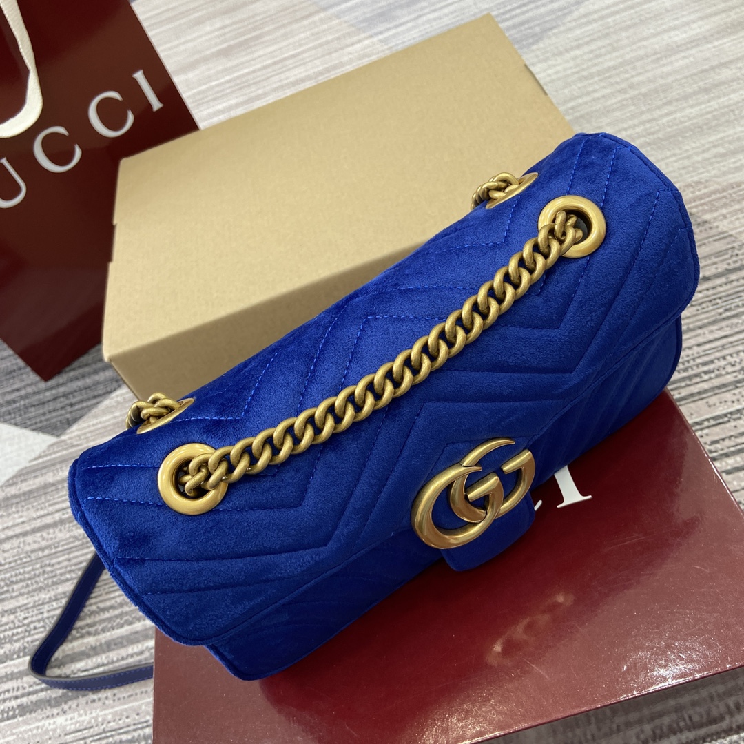 Gucci Marmont Velvet Shoulder Bag, Blue, 26 cm 5 i1743761157 9765 10