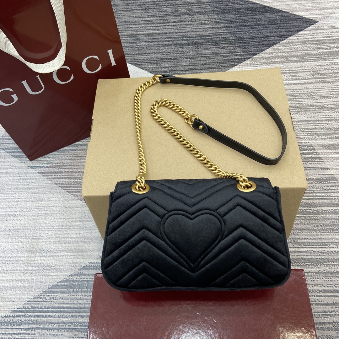 Gucci Marmont Velvet Shoulder Bag, Black, 22x13x6cm - Elegant Design 3 i1743835411 382 0