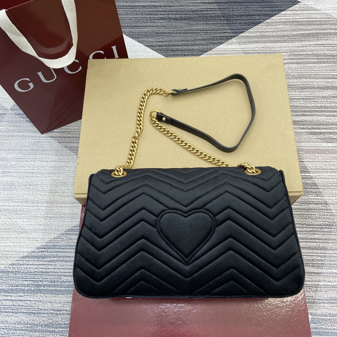 Gucci Marmont Velvet Shoulder Bag, Black, 31 cm - Iconic Style & Versatile Design 3 i1743835439 2585 0