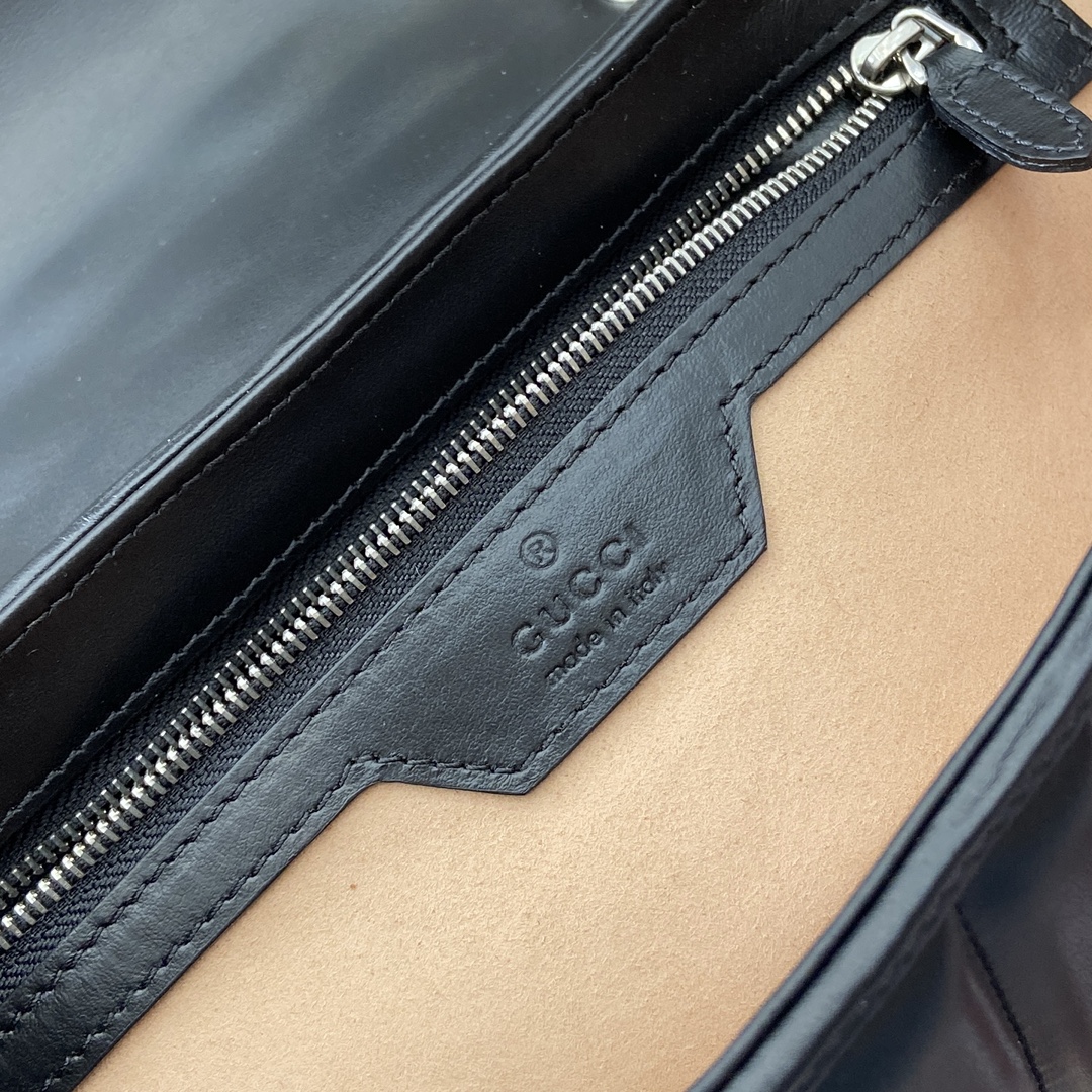 Gucci Marmont Black Leather Shoulder Bag, 26cm, An Elegant Design 13 i1743869956 9068 0