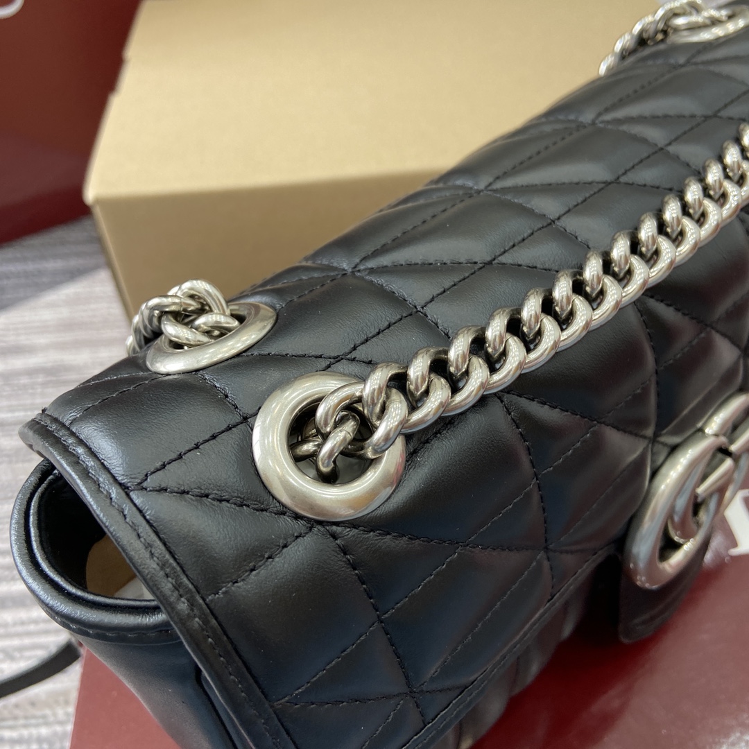 Gucci Marmont Black Leather Shoulder Bag, 26cm, An Elegant Design 12 i1743869957 4455 0