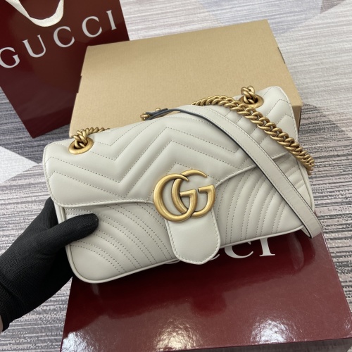 Gucci Marmont Leather Shoulder Bag with Chain, White, 26cm x 15cm x 7cm 5 Gucci Marmont Leather Shoulder Bag with Chain, White, 26cm x 15cm x 7cm