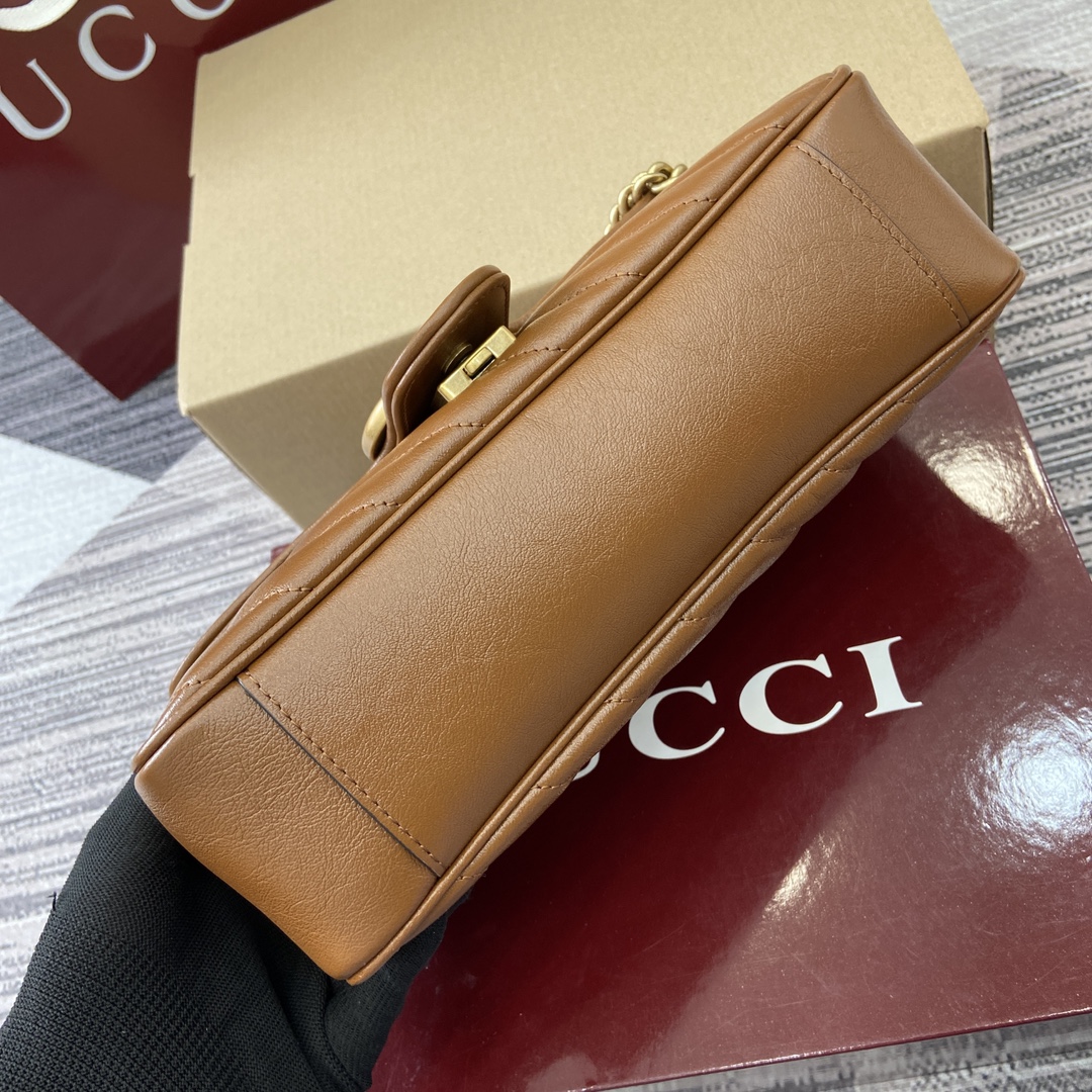Gucci Marmont Caramel Shoulder Bag with Chain and Oversized Flap Closure 7 i1743870180 1988 0