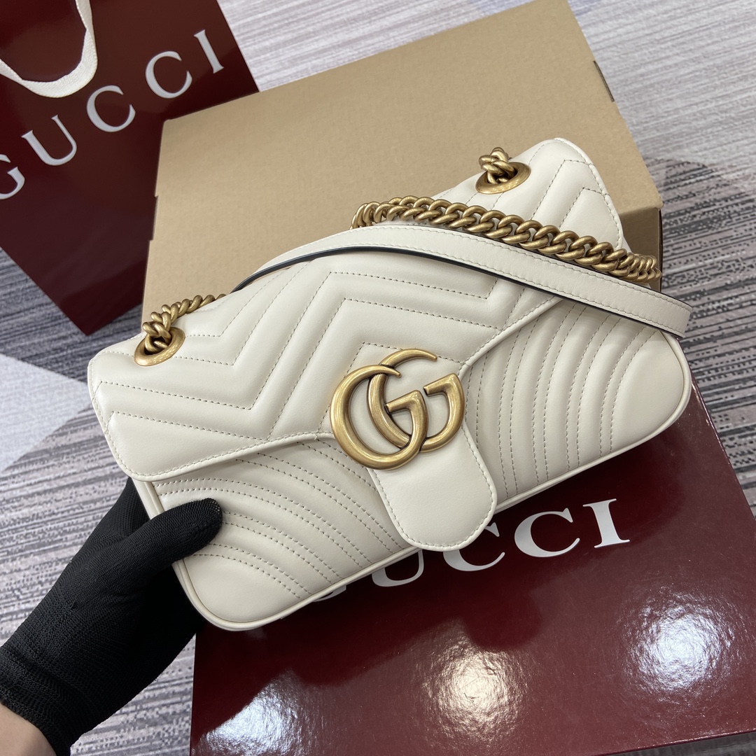 Gucci Marmont White Leather Shoulder Bag with Chain Strap, 26cm 1 i1743870195 5512 0