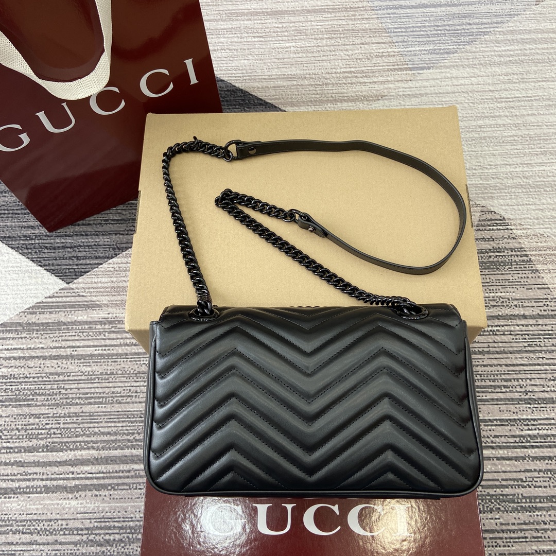Gucci Marmont Black Leather Shoulder Bag with Chain Strap and Double G Detail 4 i1743870264 4829 5