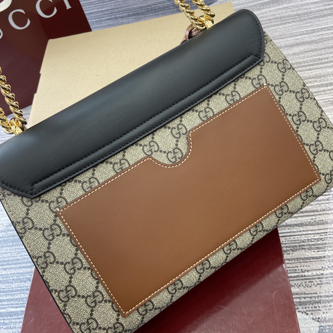 Gucci Padlock Shoulder Bag in Beige and Ebony GG Supreme Canvas 12 i1744218283 7891 0