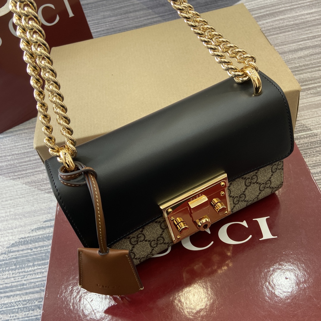 Gucci Supreme Canvas Shoulder Bag with Leather Flap and Key Lock Closure 12 i1744218298 6180 0