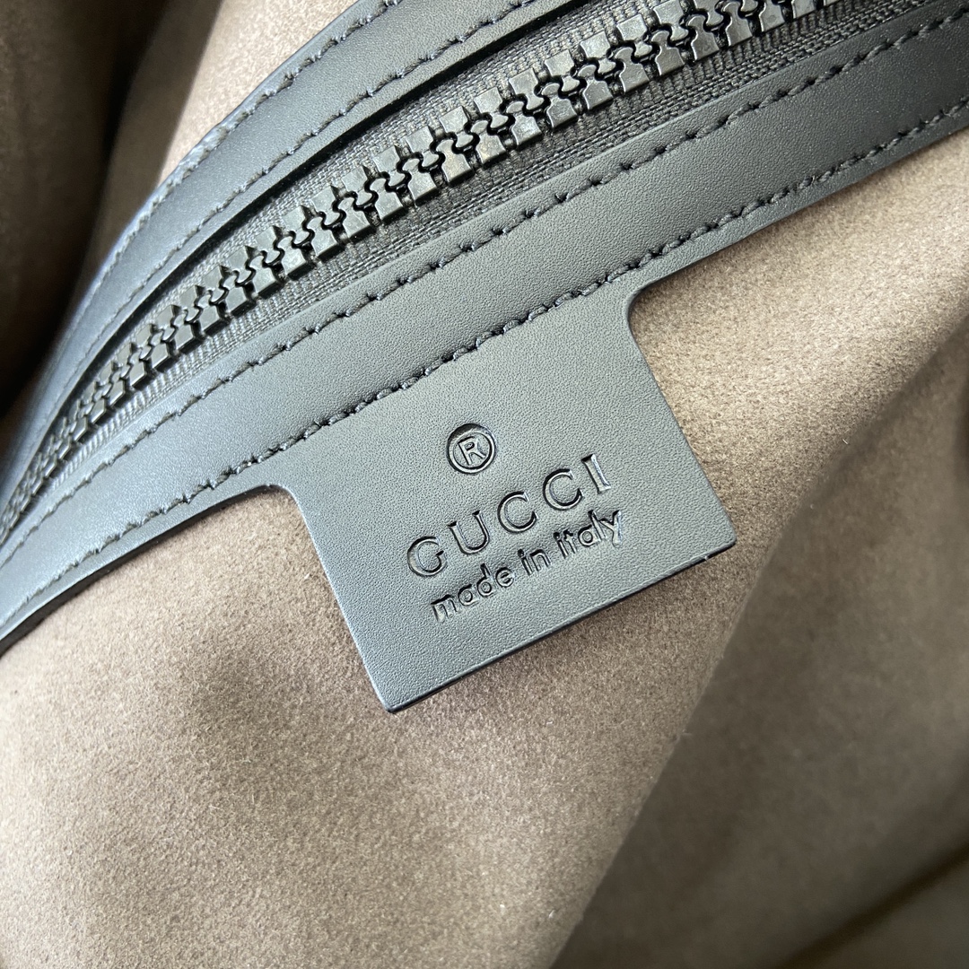 Gucci GG Supreme Coated Canvas Backpack, Beige/Ebony, 23 x 29 x 14 cm 11 i1744218444 3420 0