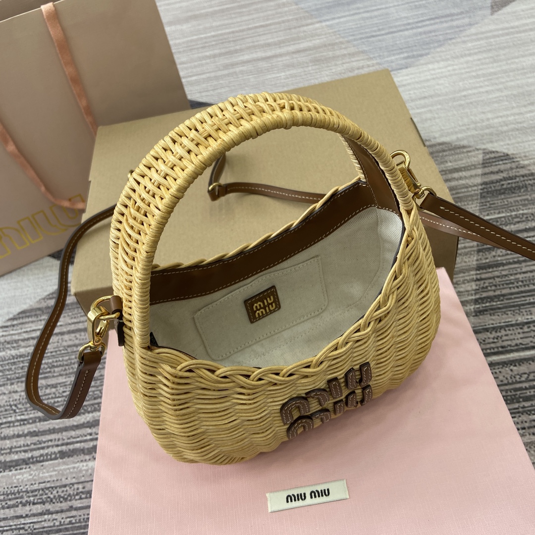 Miu Miu Wander Woven Shoulder Bag with Matelassé Detail - Brown 6 i1744539064 8247 0