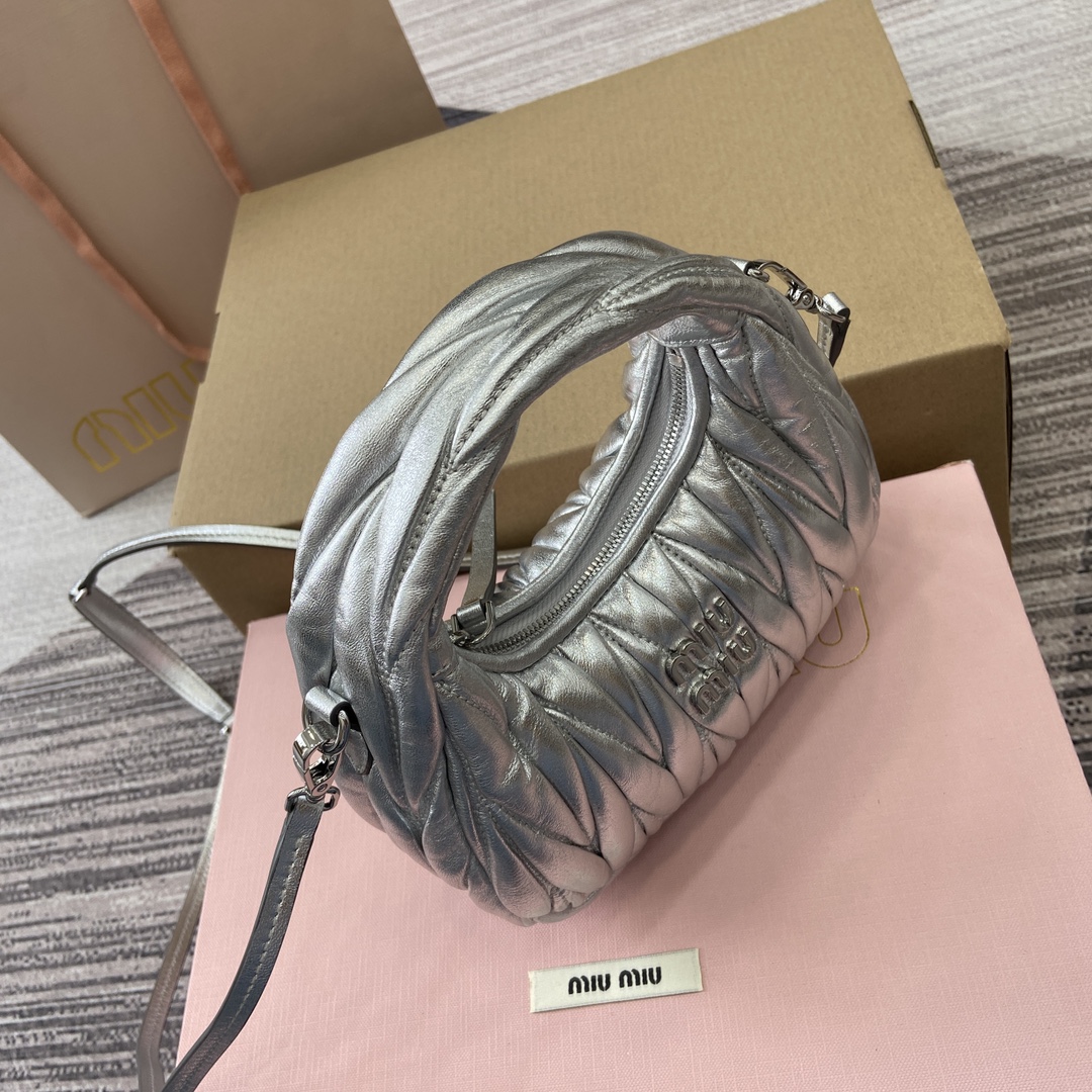 Miu Miu Mini MiuWander Silver Lambskin Matelassé Shoulder Bag 5 i1744539102 9484 0