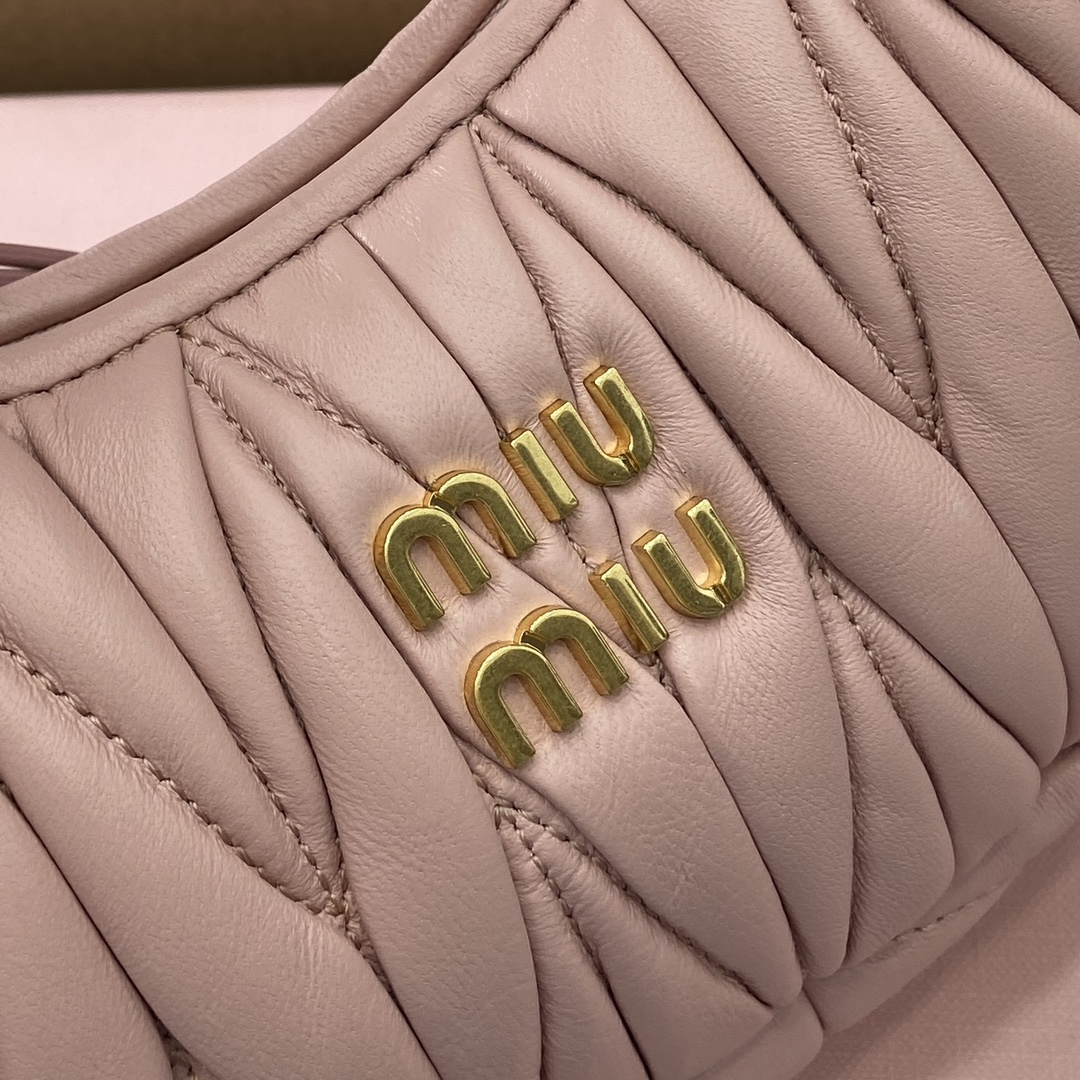 Miu Miu Mini MiuWander Bag Pink Lambskin Leather Matelasse Embroidery 7 i1744539123 1030 0