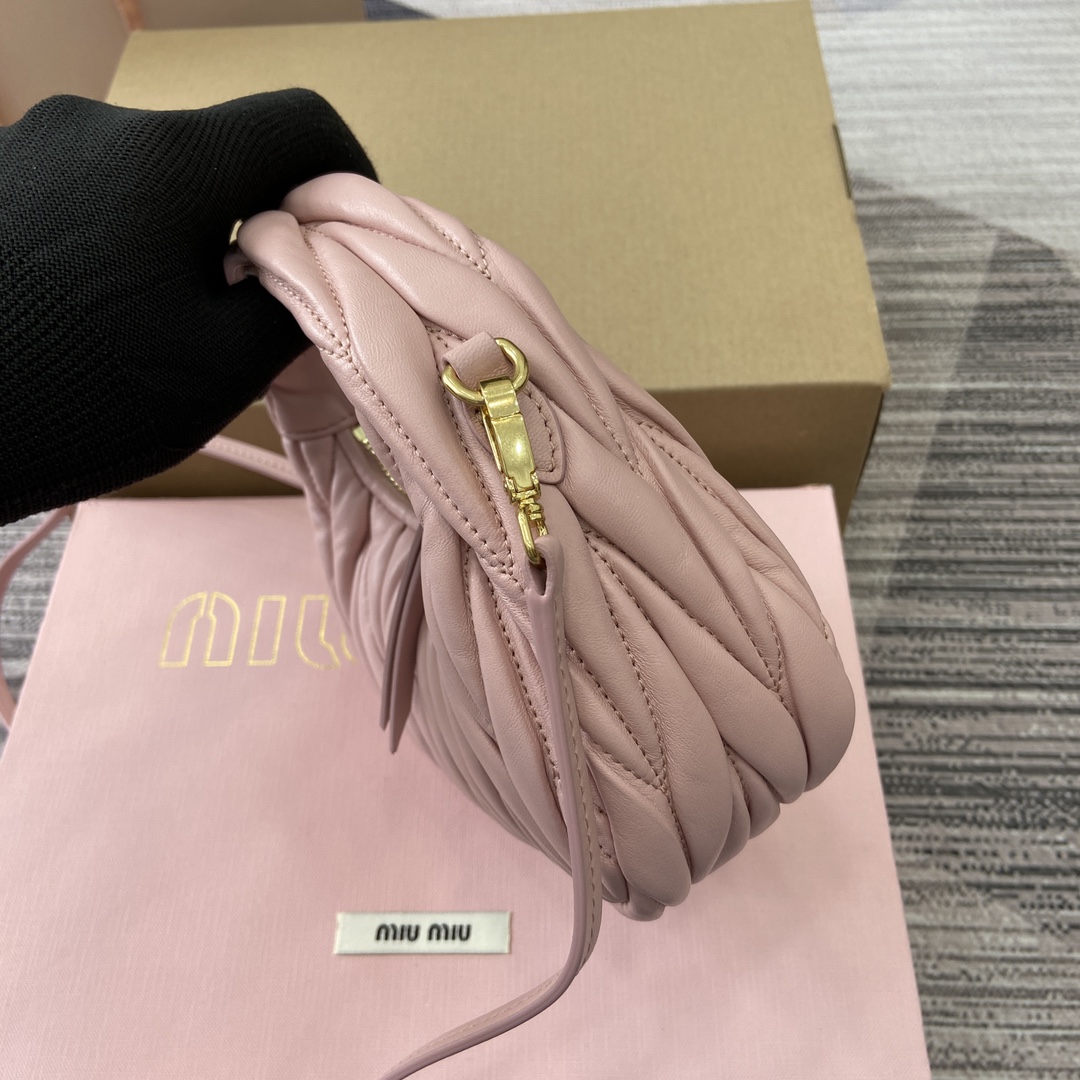 Miu Miu Mini MiuWander Bag Pink Lambskin Leather Matelasse Embroidery 4 i1744539123 5694 0
