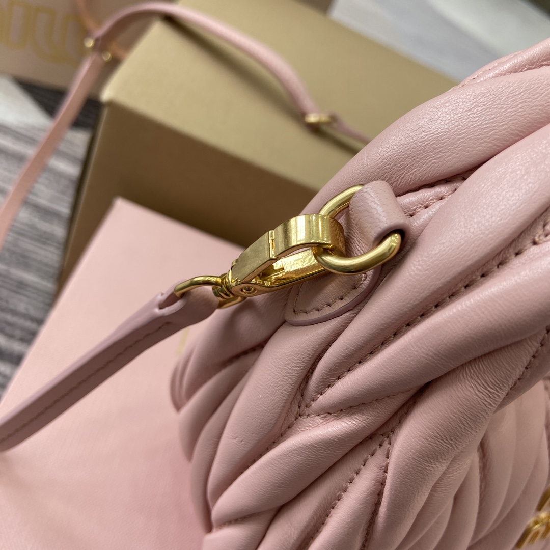 Miu Miu Mini MiuWander Bag Pink Lambskin Leather Matelasse Embroidery 11 i1744539123 6305 0