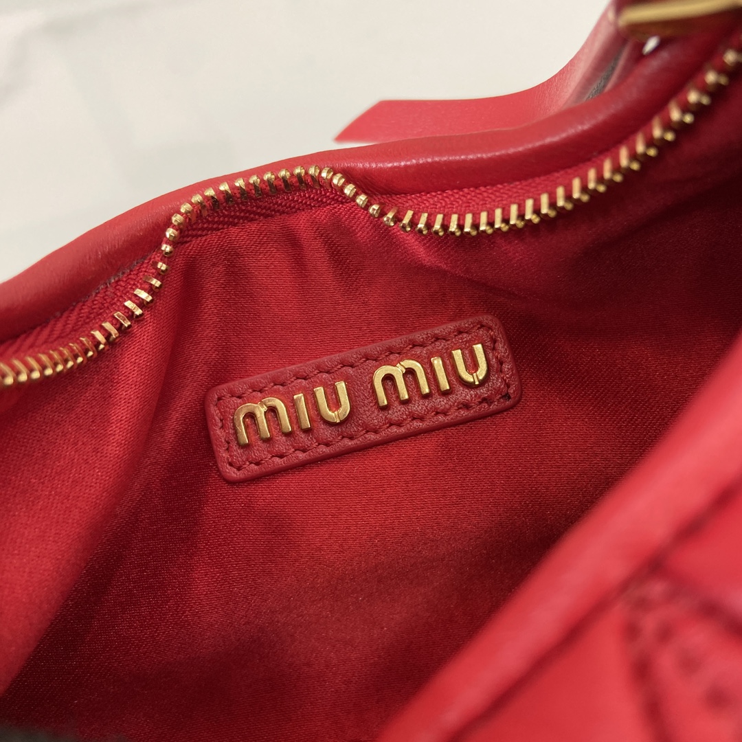 Miu Miu Mini MiuWander Red Lambskin Matelasse Shoulder Bag 10 i1744539146 7591 0