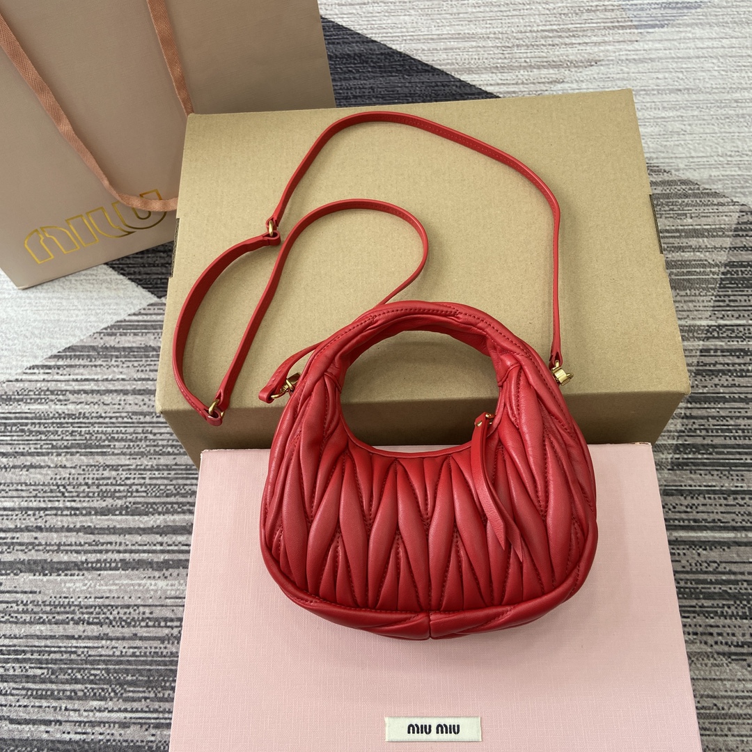 Miu Miu Mini MiuWander Red Lambskin Matelasse Shoulder Bag 3 i1744539146 969 0