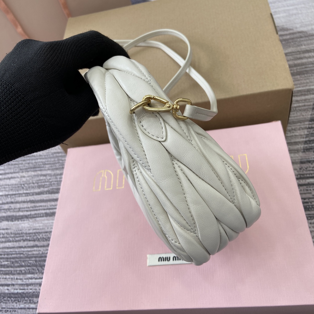 Miu Miu Mini MiuWander Lambskin Matelasse Shoulder Bag - White 5 i1744539164 5393 0