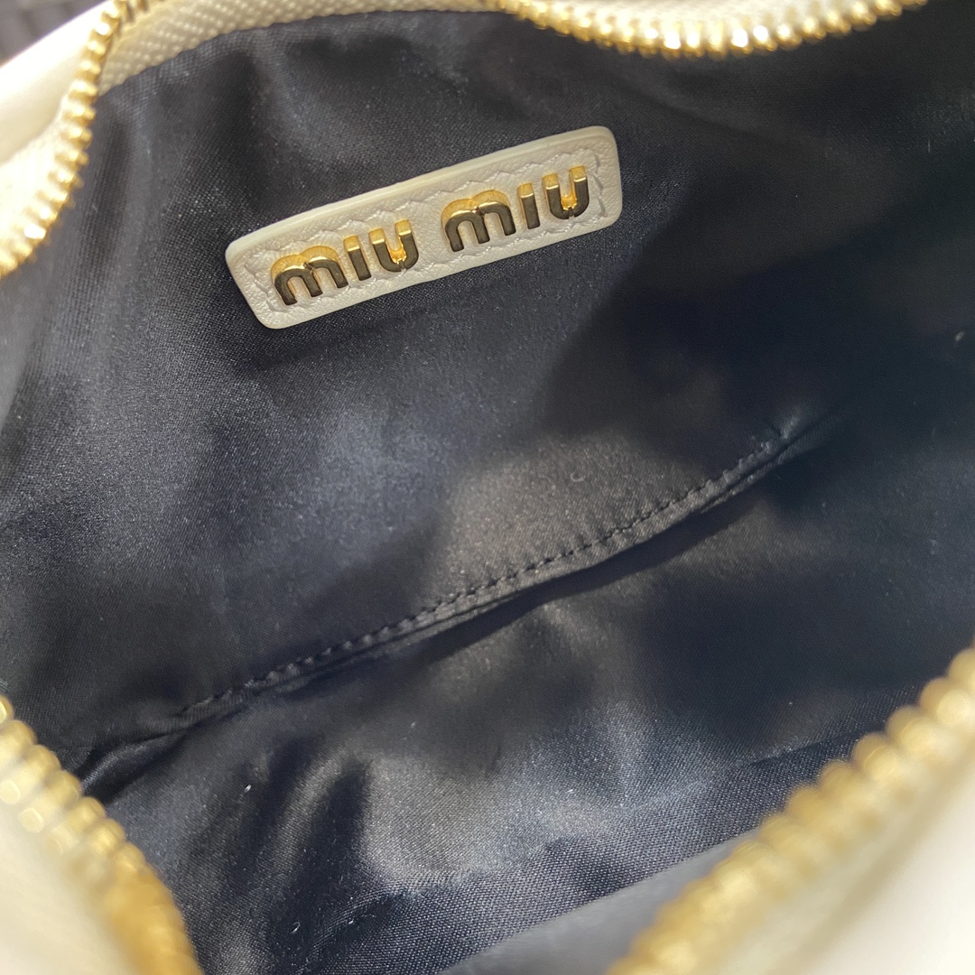 Miu Miu Mini MiuWander Lambskin Matelasse Shoulder Bag - White 10 i1744539164 9748 0