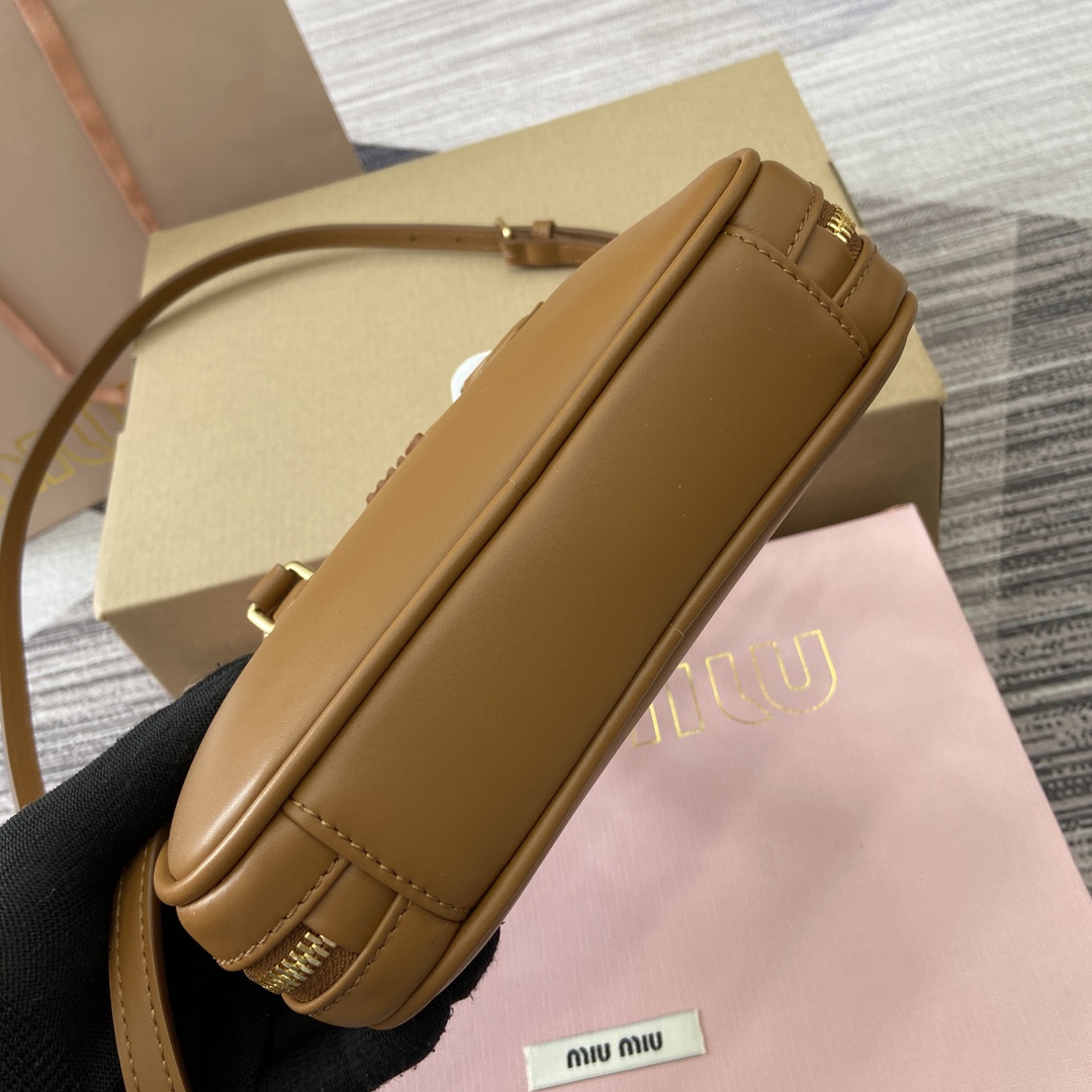 Miu Miu Arcadie Leather Mini Bowling Bag, Brown, 19X10X5cm, Model: 5B 7 i1744539227 6446 6